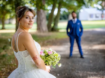 seance photo mariage à Jouet-sur-l’Aubois près de Nevers dans le Cher 18