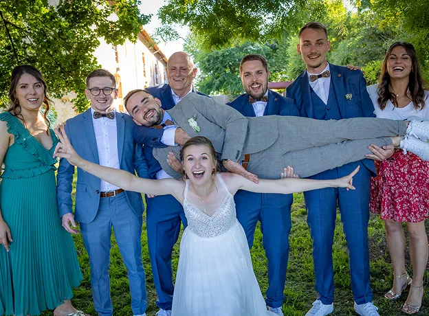 photo vin d'honneur à Jouet-sur-l’Aubois près de Nevers dans le Cher 18